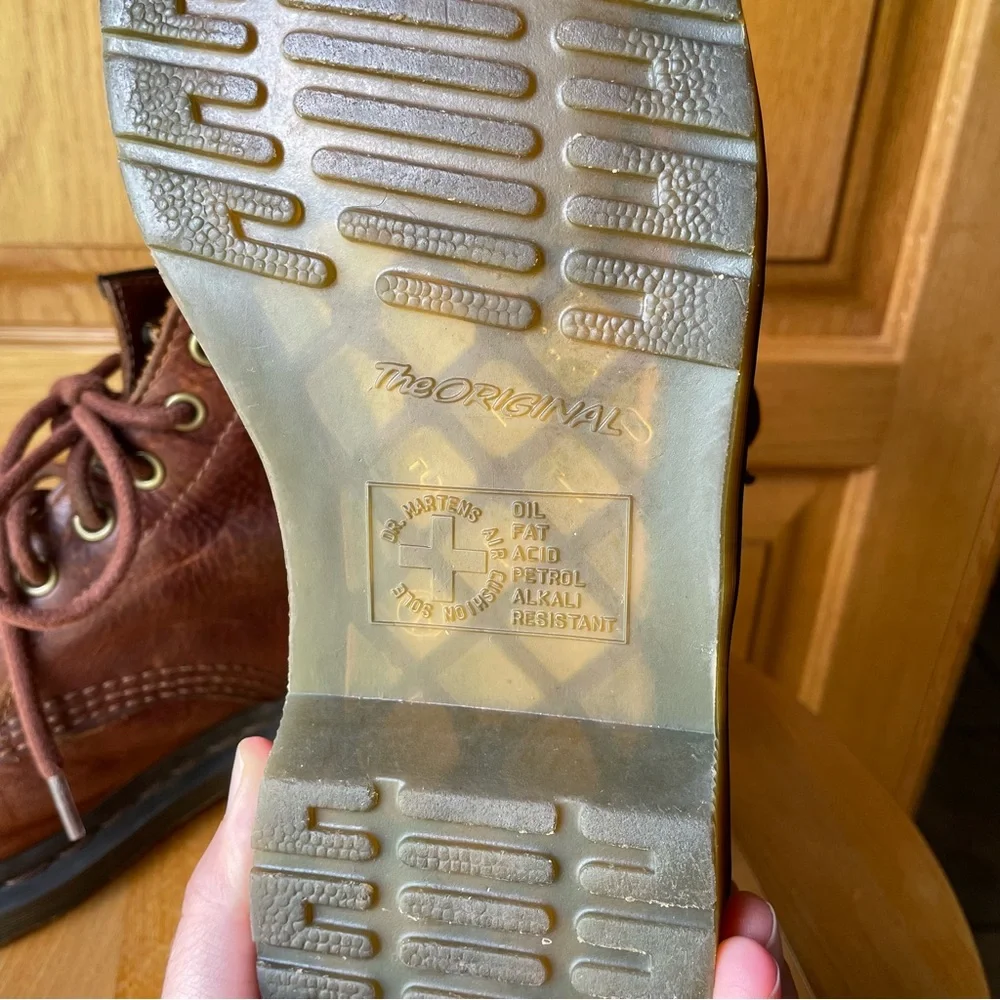Vintage Dr. Doc Martens 23164 The Original Brown AirWair Mens 5 Womens 6